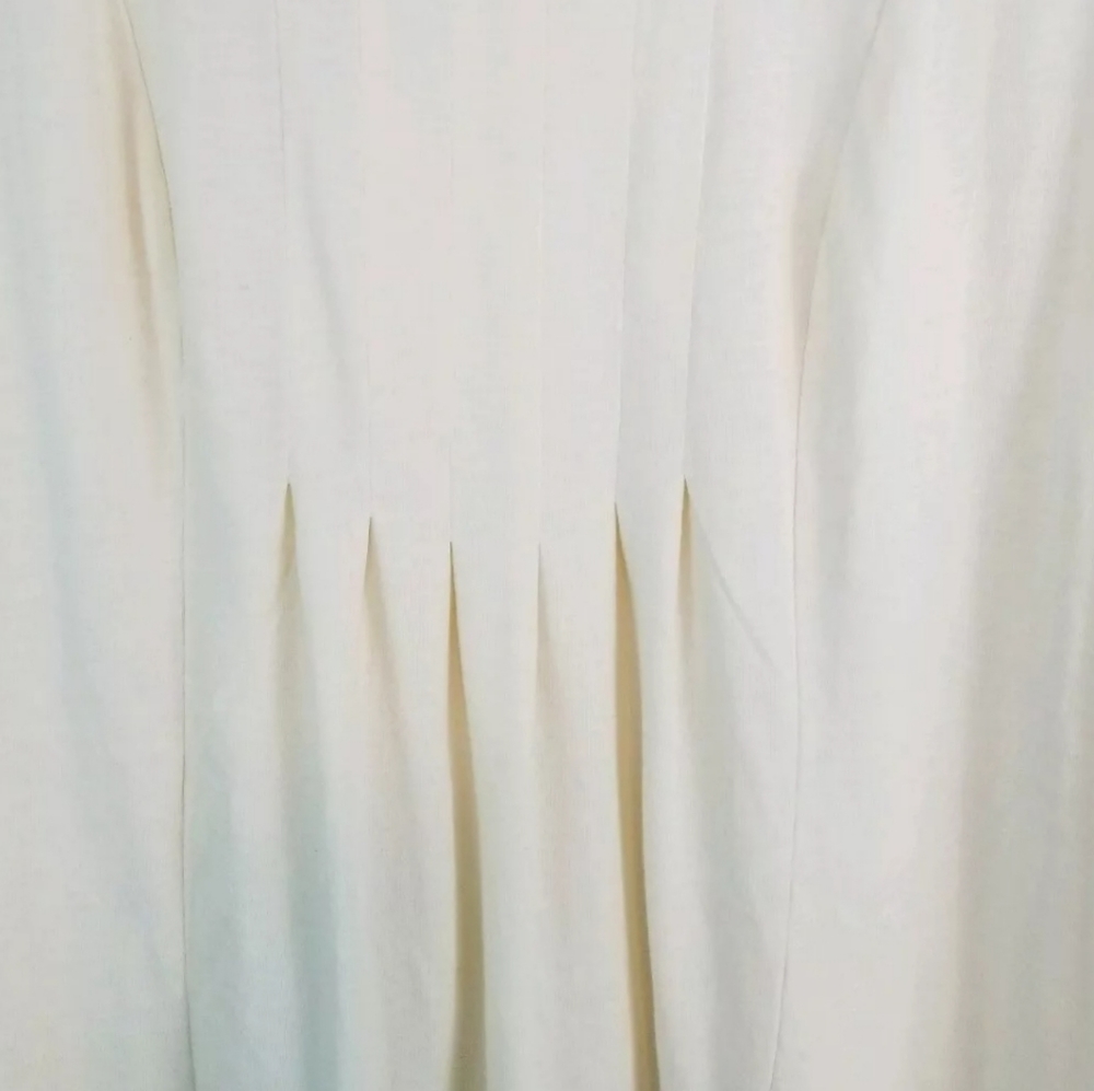 Woman Within Plus 1X Off-White Pleated Tunic Top - Picture 4 of 8